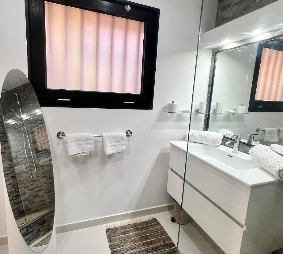 Coconut 1 Room Beautiful View Байе-Неттл