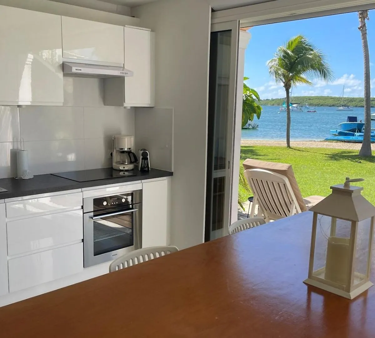 Coconut 1 Room Beautiful View Baie Nettle Apartamento